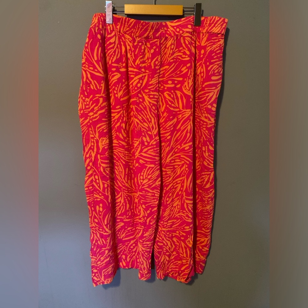 Never worn cute summer wide leg pants size 20